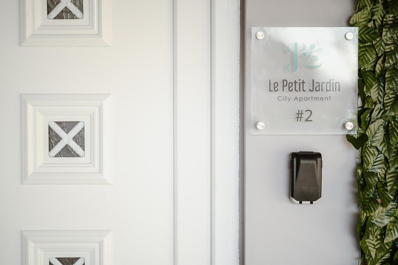 Le Petit Jardin #2 Apartamento Volos Exterior foto